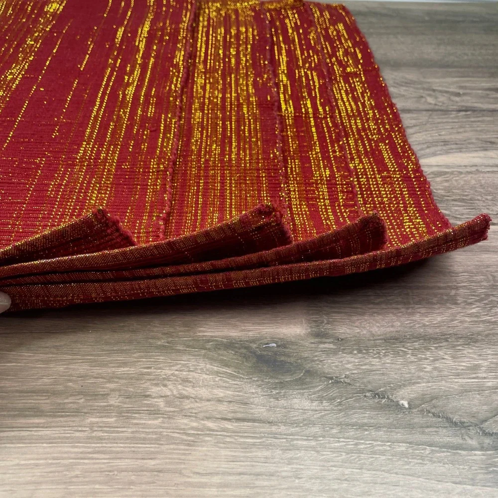 Red Woven Placemats with Gold Threading Set of 4 Table Decor Holiday Christmas